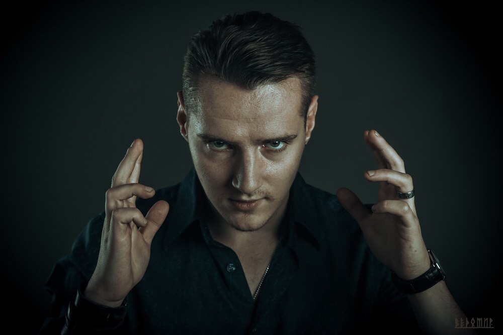 Зөн билэгч Дмитрий Волхов энэ сарын 20-нд Монголд ирнэ